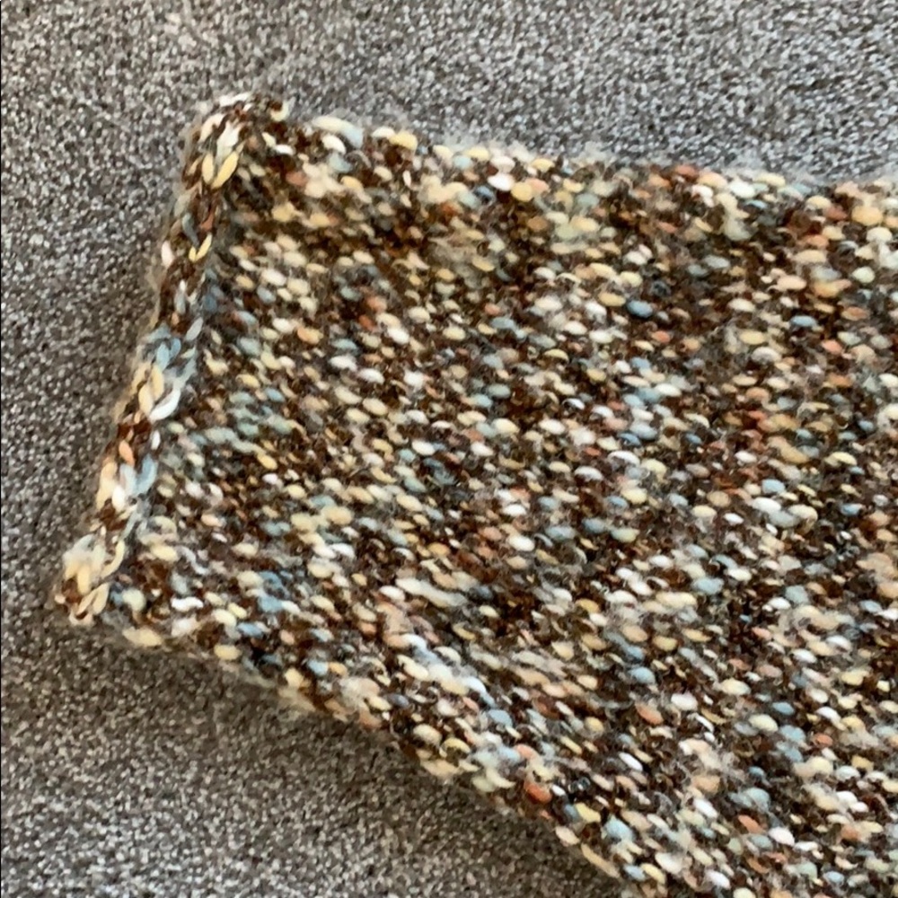 Sweater - Picture 3 of 4